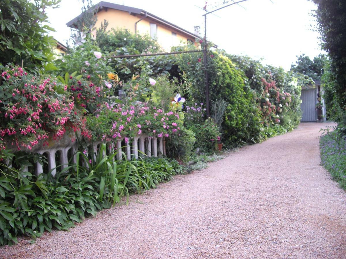 Villa Annabelle à Somma Lombardo Extérieur photo